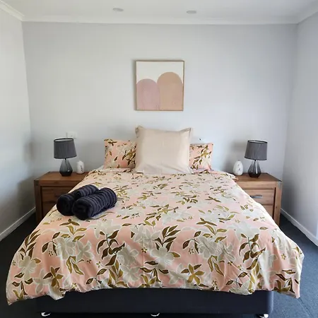 Charming & Convenient 3 Bedroom Shepparton Exterior photo